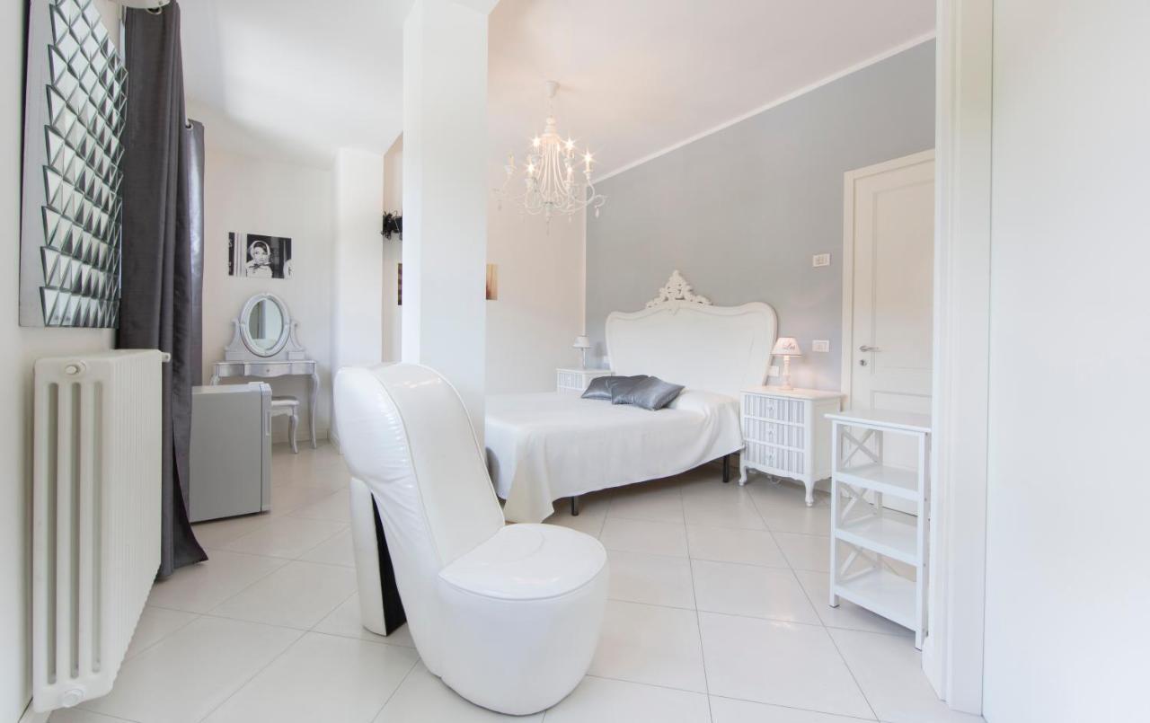 B&B The Divine Verbania Kamer foto